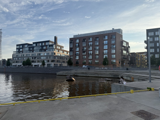 Charming Kalasatama Neighbourhood by the bay IMG 3812