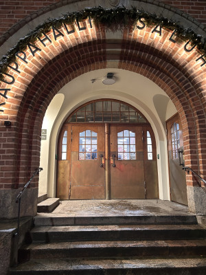 Hakaniemi Market Hall side entrance