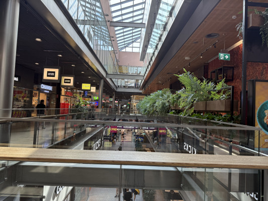 Middle of the Sello Mall Sello middle of the mall